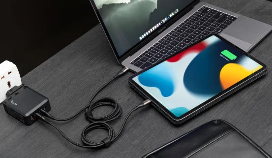 Volta Giga 200W GaN 4-Ports Charger